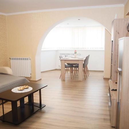Mio Apartments Focsani Exterior photo